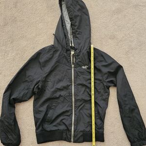 Men's black Hollister hooded windbreaker